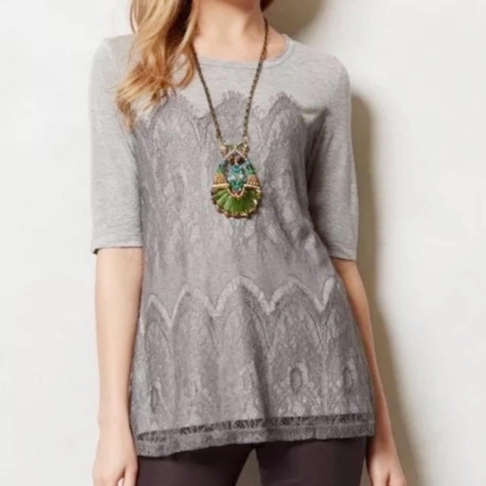 BORDEAUXβ Anthropologie Grey Lace Overlay Top T-shirt Size Medium